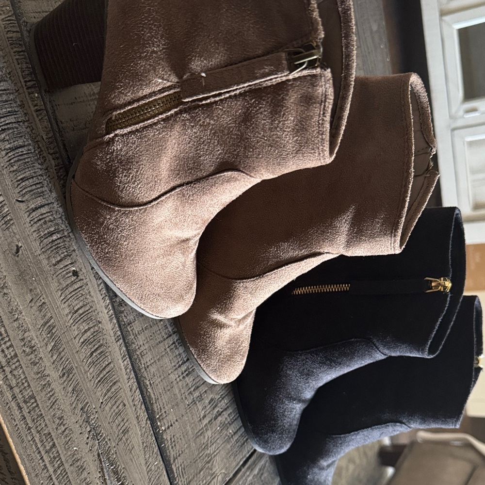 JG Size 8 Brown and Black Ankle Boots with Zipper